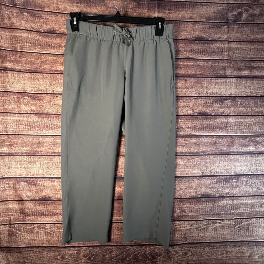 Lululemon On the Fly Crop 23" Luxtreme Drawstring Pants Sage Green Grey Size 8
